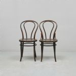 1371 4077 CHAIRS